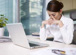 青色申告と白色申告、どっちを選ぶかは手間と金額で考える？